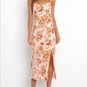 NWT Petal & Pup Yelena Cowl Neck Side Slit Maxi Dress in Red, 6